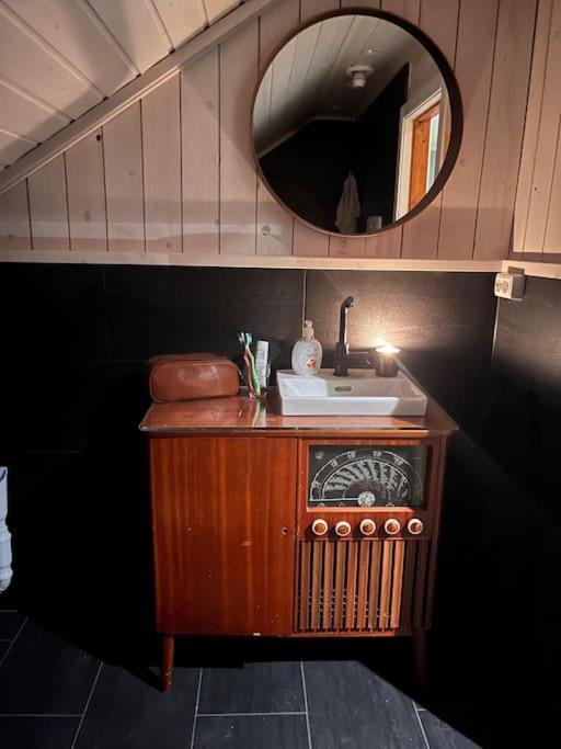 Holiday home Kvaloyvagen Gard As *